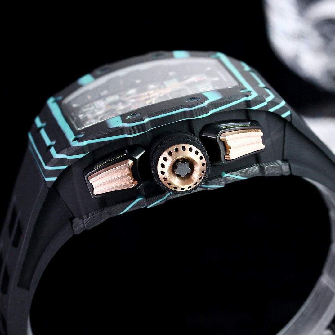 6-114.jpg Richard Mille RM-FM Flyback Kronograf Titan Replika Klocka