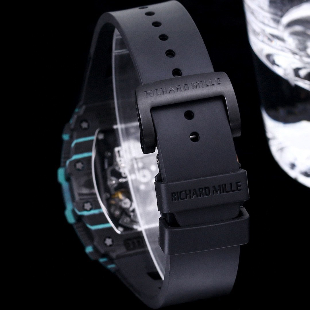 8-106.jpg Richard Mille RM-FM Flyback Kronograf Titan Replika Klocka